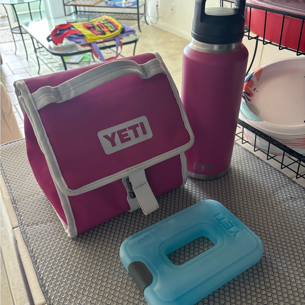 Yeti Prickly Pear Pink Day Trip, Rambler and Large Ice Pack